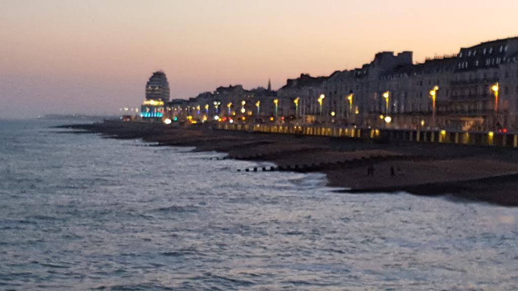 مبيت وإفطار هاستَنغ Sunset المظهر الخارجي الصورة